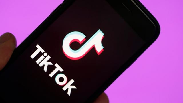 <b>ByteDance, firma din spatele lui TikTok achiziționează startup-ul Jukedeck AI ce activează în zona muzicală</b>Succesul obținut cu aplicația de socializare TikTok îi îndeamnă pe creatori și anume ByteDance să intre și în alte zone de pe piață, precum cel al serviciilor de streaming audio. Aflam despre planurile companiei în acest domeniu 