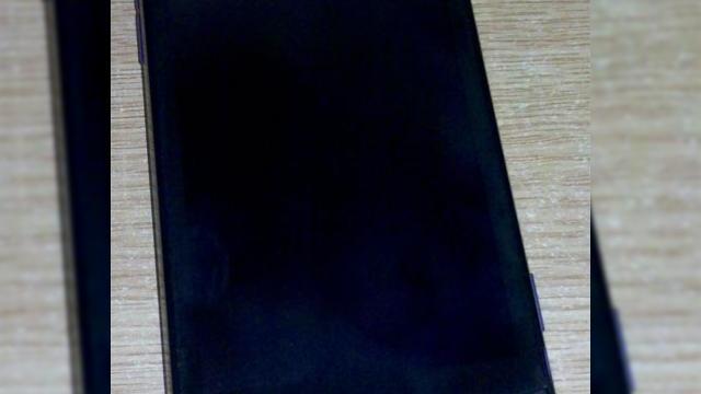 <b>Lux și Mango OS pe LG E906, un model Windows Phone branduit Jil Sander</b>Pentru cei care nu sunt la curent cu trendurile în modă, numele Jil Sander nu spune multe. Ei bine, aflați că aceasta este o casă de modă cu o tradiție de peste 30 de ani și axată pe designul minimalist. Casa de modă tocmai a branduit un nou...