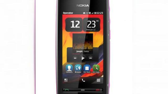 <b>Nokia 600, cel mai zgomotos telefon finlandez și unul dintre pionierii Symbian Belle (Video)</b>Nokia a anunțat o tripletă de telefoane astăzi, compusă din modelele Nokia 600, Nokia 700 și Nokia 701, la pachet cu detalii despre OS-ul Symbian Belle. Acesta va rula pe toate cele 3 telefoane menționate, fiecare deținătorul câte unui mic record...