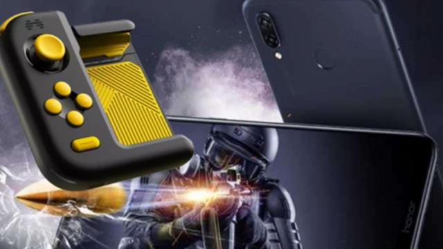 <b>Huawei lansează un accesoriu de gaming pentru telefoane: Honor GamePad, cu baterie extra inclusă</b>Huawei se numără printre companiile care s-au ţinut departe de conceptul de "telefon de gaming" până acum. E drept că au implementat GPU Turbo pe terminalele lor, dar nu au lansat vreun dispozitiv de gaming