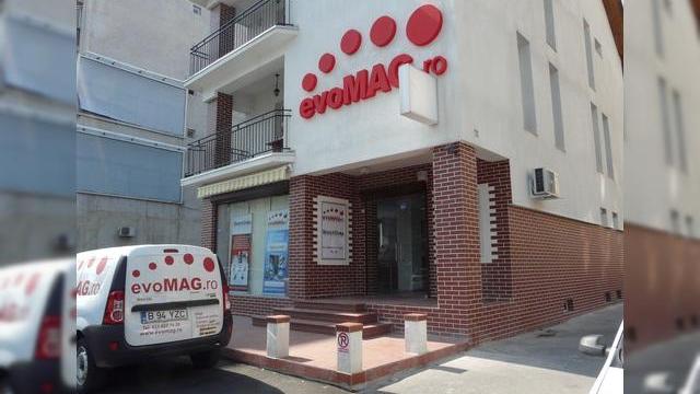 <b>evoMAG.ro s-a mutat! Iată imagini În premieră cu noul sediu! (Video)</b>Faptul că unul dintre retailerii online cei mai importanți din România s-a mutat constituie în mod clar o știre, mai ales că publicul are nevoie să știe unde se află noul sediu. Este vorba aici despre evoMAG.ro care ne furnizează săptămânal...