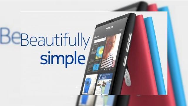 <b>Nokia N9 se vinde ca pâinea caldă, variantele de 64 GB epuizate... cozi enorme În Finlanda!</b>Vânzările lui Nokia N9 par a fi foarte impresionante pentru început, cel puțin în Finlanda, tara de baștină a handsetului. Astfel, aflăm că după precomenzi în număr mare a fost deja rezervat în totalitate modelul de 64 GB al terminalului....