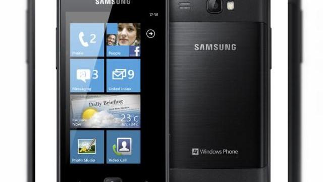 <b>Samsung Omnia W, primul telefon Windows Phone Mango disponibil internațional</b>Samsung este oficial cea mai ocupată companie când vine vorba de lansări de telefoane sau tablete, astfel că nu mă miră că au anunțat un nou terminal mobil. Este vorba despre Samsung Omnia W, un handset Windows Phone Mango, primul care va fi...