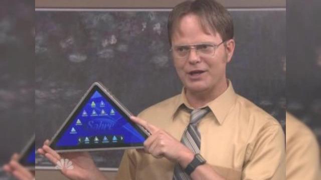 <b>Tableta triunghi face... haz de necaz Într-un serial despre corporatriști (Video)</b>Serialul The Office este unul destul de celebru, deoarece detaliază mediul de lucru în segmentul corporate și inevitabil mai apare și câte un iPad, iPhone sau Kindle în peisaj. Ei bine iată că firma fictivă din serial Sabre are acum propria...