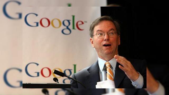 <b>Dezbinare În tabăra Android din cauza achiziției Motorola de către Google?</b>Deși directorul Google Eric Schmidt a ținut în repetate rânduri să asigure că gigantul motoarelor de căutare nu va favoriza în vreun fel Motorola după achiziția sa, tot mai multe voci invoca dezbinarea apărută în tabăra Android. Samsung,...