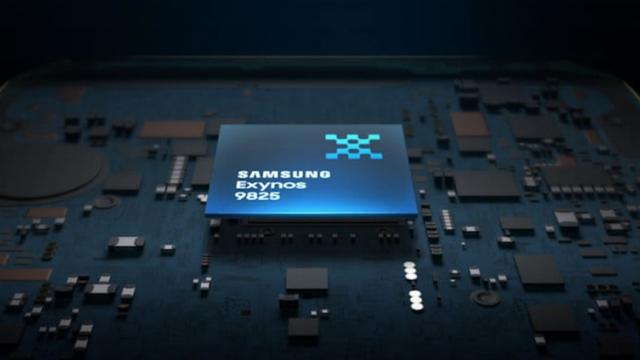 <b>Samsung cedează în fața Qualcomm, concediază inginerii care se ocupau de nucleele custom Exynos</b>Samsung se mândreşte de ceva vreme cu propriile procesoare Exynos, realizând la un moment dat unele atât de performante, încât până şi Qualcomm a împrumutat din tehnologia sa. Acum aflăm că Sammy are de gând să