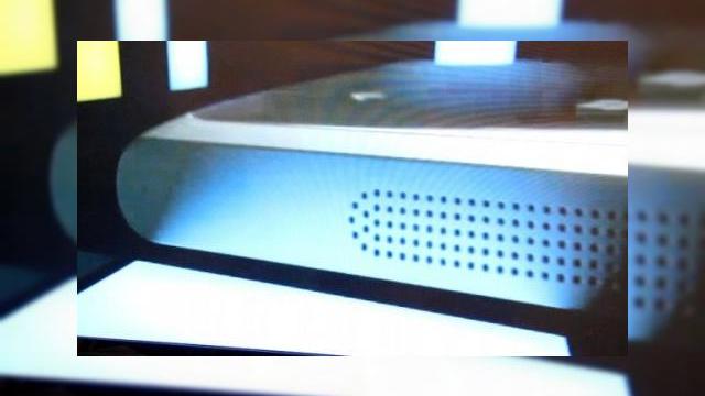 <b>Britanicii se grăbesc! Iată prima reclamă televizata pentru Nokia 800, primul Windows Phone Nokia (Video)</b>Cu doar 4 zile înainte de marele debut de la Nokia World 2011 vine și prima reclamă pentru Nokia 800 aka Sea Ray. Acest telefon a fost motiv de zvonuri, speculații și scurgeri de informații în ultimele luni și acum a primit o reclamă oficială,...