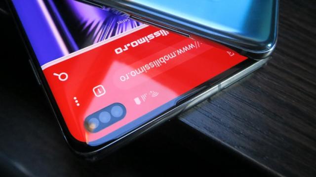 <b>Samsung Galaxy S11 ar putea avea 3 camere selfie, toate decupate în ecran; Iată un nou brevet!</b>După ce am văzut câteva randari inedite cu Samsung Galaxy S11 în culori trăznite şi am aflat şi că numele său oficial ar putea fi Galaxy S20, acum aflăm detalii despre camera sa selfie. Se pare că Samsung ar fi gata să crească