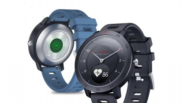 <b>ZeBlaze Hybrid costă sub 30 euro și aduce ecran OLED, certificare 5ATM și senzor puls</b>Din partea celor de la TomTop avem astăzi o nouă reducere atractivă, de această dată fiind vorba despre un smartwatch hibrid de la Zeblaze. Se numește ZeBlaze Hybrid2 și după cum indică și denumirea sa, acesta combină