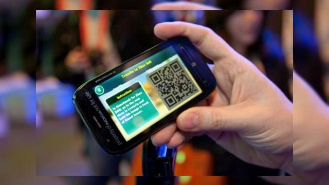 <b>Nokia intra În universul Xbox prin intermediul smartphone-urilor Lumia</b>Faptul că Nokia a lansat primele sale smartphone-uri cu Windows Phone Mango înseamnă și că experiența de gaming de pe terminalele finlandezilor se va îmbunătăți, având aportul lui Xbox Live. în plus, se pare că vom putea conecta handseteurile...