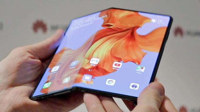 <b>Huawei programează o conferință 5G pe data de 23 octombrie în China, atunci când am putea afla data lansării lui Mate X</b>Deși suntem aproape de finalul anului, evenimentele și lansările nu se opresc. Peste doar 2 zile avem programată o conferință 5G Huawei în China acolo unde am putea vedea lansate noi terminale 5G dar și afla data lansării lui Mate X