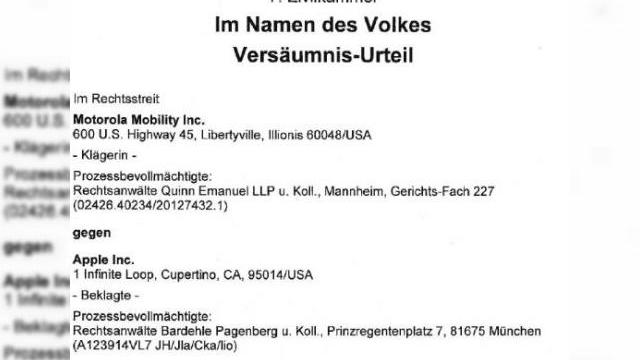 <b>Produse Apple interzise În Germania, după un proces câștigat de Motorola!</b>Se pare că războiul brevetelor se întoarce împotriva celor de la Apple, care ar putea păți exact ce a pățit și Samsung și tot în Germania. Aflați că vineri două tribunale din Germania au decis în favoarea Motorola, în cadrul unui proces ce...