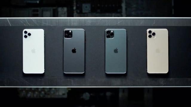 <b>iPhone 11 se vinde fantastic în "ţara 5G-ului" şi a lui Samsung, Coreea de Sud: 130.000 de unităţi în prima zi!</b>Cred că nu greşim foarte tare când numim Coreea de Sud "țara 5G-ului", de vreme ce încă din vară erau acolo deja sute de mii de utilizatori ai serviciilor 5G şi nu m-ar mira să fie sărit de 1 milion. Acum aflăm că deşi noile iPhone