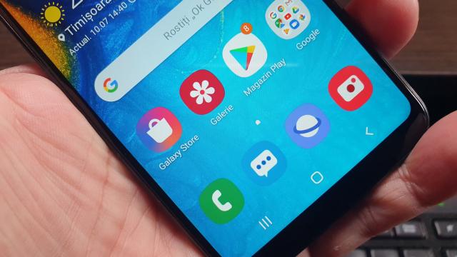 <b>Samsung Galaxy A20e: OS, UI, aplicaţii cu un One UI deja clasic</b>Încă de când a venit One UI am fost fanul său declarat. E altceva, după TouchWiz şi Samsung Experience şi e ceva care ar fi trebuit să se petreacă de mult. E aur curat să îl ai şi pe telefoane mai ieftine, cum e acesta. One UI e bazat aici pe Android Pie 