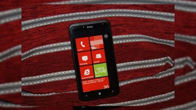 <b>De ce aș cumpăra un HTC Titan?</b>Eram circumspect în ce privește telefoanele de 4.3 inch și asta până când am primit unul dintre ele pentru review. Este vorba de un smartphone HTC cu Windows Phone 7.5 Mango și anume &ldquo;colosul&rdquo; taiwanezilor de la HTC. Există o versiune...