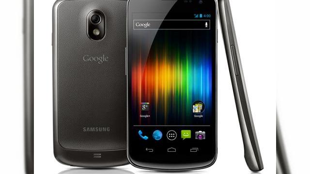 <b>Samsung Galaxy Nexus vs iPhone 4S - meci egal În performanțe?</b>Lucrurile nu sunt chiar așa simple precum ar părea după ce ați parcurs titlul. Samsung Galaxy Nexus se descurcă excelent în navigarea pe internet sau browsing, dar ca și GPU integrat este în spatele celui de pe iPhone 4S. Este o luptă între...