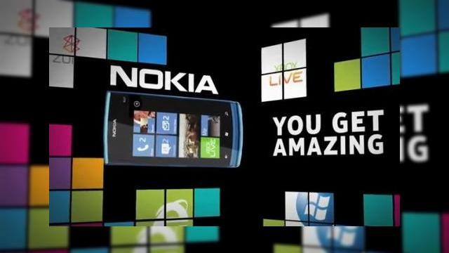 <b>Nokia Lumia 900 hands on și detalii despre prima experiență!</b>Nokia Lumia 900 a fost confirmat de către surse oficiale recent, deși noi știam de ceva vreme de existența sa, după abundența de scăpări de informații din ultima vreme. Ei bine, acum avem și o persoană care pretinde că a avut câteva minute...