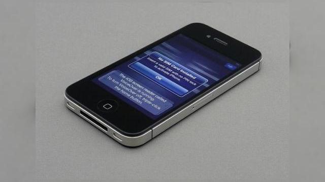 <b>Problemele cu cartelele SIM de pe iPhone 4S rezolvate de o nouă actualizare iOS 5</b>Apple s-a pus din nou pe treabă și a oferit clienților săi o nouă actualizare a firmware-ului iOS 5.0.1. Această a doua actualizare are ca scop corectarea unor erori care afectează funcționarea cartelelor SIM pe iPhone 4S. &nbsp; Același nou...