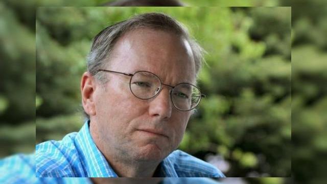 <b>Google pregătește o tabletă pentru 2012</b>Așa a lăsat să se înțeleagă Eric Schimdt într-un interviud acordat unui cotidian italian. A recunoscut meritele lui Steve Jobs printre care și acela de a vedea viitorul tabletelor și a deschide această nișă dinspre mediul business spre...