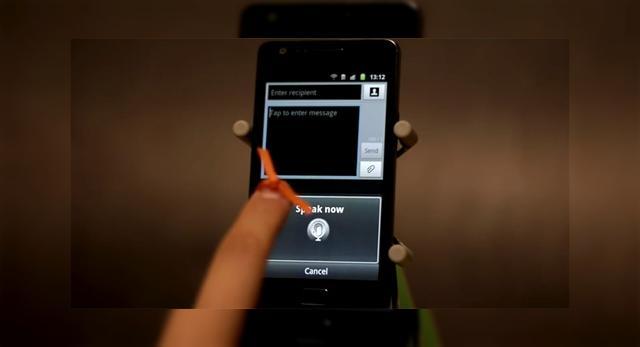 <b>Tastatura Swype vine acum și cu dictare vocală Dragon și câteva noi funcții (Video)</b>Faimoasa tastatura Swype continuă să evolueze, de această dată asociindu-se cu un sistem de dictare vocală numit Dragon. Swype Beta for Android primește noile funcții printr-o actualizare OTA (over the air),&nbsp;iar tehnologia Dragon Dictate...