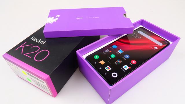 <b>Xiaomi Redmi K20/ Mi 9T primeşte actualizarea la Android 10, varianta nouă de MIUI 11</b>Unul dintre cele mai dorite telefoane midrange din 2019, Xiaomi Redmi K20 aka Mi 9T a primit actualizarea la Android 10 în ultimele ore. Aduce la pachet şi noul MIUI 11 şi avem detalii despre disponibilitatea globală mai jos.