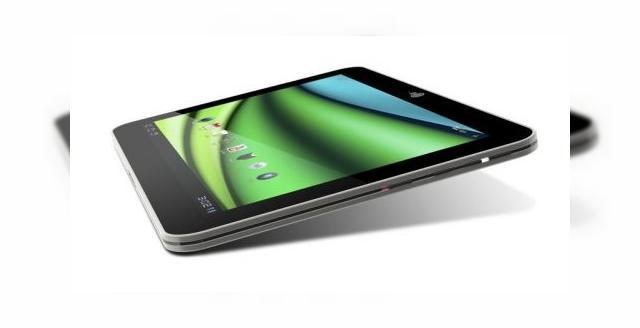 <b>Toshiba Excite AT200 - tabletă slim cu preț pe măsură</b>în SUA este comercializată sub denumirea de Toshiba Excite X10 și prețurile încep de la 530 dolari pentru versiunea de 16 GB. Asus Transformer Prime costă în jur de 500 dolari, în SUA și vă dați seama care ar fi principalul rival pentru tableta...