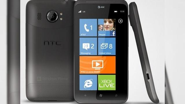 <b>HTC Titan II - un titan care și-a făcut debutul la CES 2012</b>Ieri am pus câteva informații legate de HTC Titan II - aici - smartphone prezentat în cadrul CES 2012 din Las Vegas. Revenim cu mai multe detalii despre un smartphone de-a dreptul interesant. Ies în evidență camera foto cu un senzor de 16...