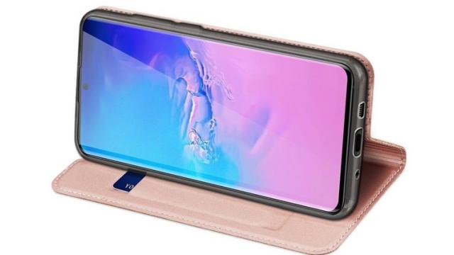 <b>Retailerul britanic MobileFun listează la vânzare huse pentru Samsung Galaxy S20, Galaxy S20+ și S20 Ultra</b>După multe leak-uri ale lui Samsung Galaxy S20 ce au constat în randări era de așteptat ca următorul pas să fie apariția de accesorii la vânzare. Fix asta se întâmplă pe site-ul mobilefun.co.uk acolo unde tocmai