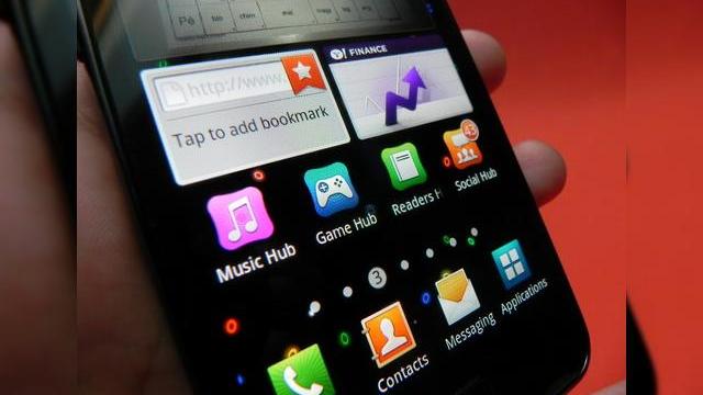 <b>Samsung Galaxy S II - telefonul ce stabilește standarde În Coreea de Sud</b>A trecut mult timp de când am avut ocazia să testez Samsung Galaxy S II. Mi-a lăsat o impresie plăcută, dar că se putea și mai bine. între timp au apărut telefoane cu display HD și Android 4.0, iar SGS II va primi Android ICS în prima partea...