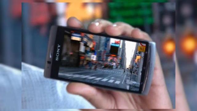 <b>Telefon misterios Xperia apare În trailerul noului film Resident Evil; Să fie acesta Sony Xperia Arc HD? (Video)</b>în cazul în care nu știați se mai face un film Resident Evil, iar trailerul sau a fost publicat pe YouTube ieri. Clipul începe cu un munte de product placement, care include printre altele și un misterios telefon Sony Xperia, care îmi amintește...