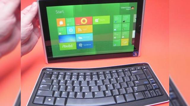 <b>Windows 8 se mișcă excelent pe procesoarele ARM și debutul În februarie?</b>Mai multe surse au vorbit de modul excelent în care Windows 8 rulează pe procesoare de tip ARM. Se spune că o versiune stabilă ar debuta în februarie, trebuie să vă păstrați entuziasmul deoarece vorbim de o versiune pentru cei care dezvoltă...