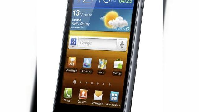 <b>Samsung Galaxy S Advance anunțat oficial după ce a scăpat pe web; Iată specificațiile sale!</b>Ieri au ajuns pe web primele imagini hands-on cu Samsung Galaxy S Advance, iar astăzi terminalul a fost anunțat oficial de către producătorul sau, cu o listă completă de detalii. Avem de-a face aici cu un handset dual core cu ecran de 4 inch și o...