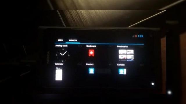 <b>Android 4.0 În acțiune pe Nokia N9 - avem și o filmare (Video)</b>După cum știți deja săptămâna trecută Android 4.0 Ice Cream Sandwich a fost portat pe Nokia N9, faimosul terminal MeeGo care a vândut 600.000 de unități în ultimul trimestru al anului trecut. Acum avem și un clip hands on cu acest port, pe...