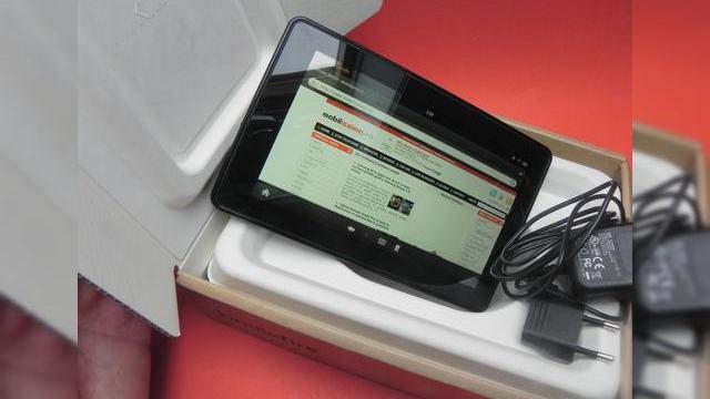 <b>Amazon pregătește Kindle Fire de 9 inch pentru mijlocul lui 2012</b>Se vorbește că Amazon ar pregăti un update pentru Kindle Fire de 7 inch și că ar avea în plan și o versiune complet nouă, pe dimensiunea display-ului de 9 inch. Un analist american de la Pacific Crest a ridicat previziunile pentru Kindle Fire...