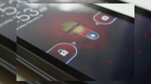 <b>Apple deține drepturile pentru slide to unlock În Germania se pare... câștigă procesul cu Motorola</b>Deși v-am dovedit foarte clar că tehnologia slide to unlock nu a fost inventată de Apple, se pare că autoritățile germane sunt din nou oarbe în fata dovezilor clare, dând dreptate celor de la Apple în procesul contra Motorola. Vă reamintesc că...