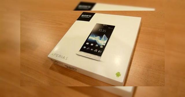 <b>Sony Xperia S În câteva clipuri de unboxing, o reclamă ajunsă prematur pe web</b>Despre Sony Xperia S se tot vorbește încă de la debutul sau la CES 2012, deoarece trebuie să recunoaștem că telefonul arată foarte bine și promite să fie un hit în rândul device-urilor dual core din acest an. Numai când mă gândesc la camera...