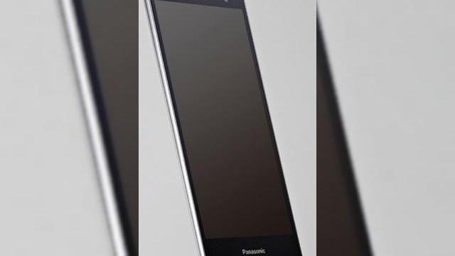 <b>Panasonic Eluga power - un alt smartphone de 5 inch</b>Panasonic a adus la MWC Barcelona un smartphone over-size de 5 inch. Denumirea sa este Eluga power și aduce un display de 5 inch. în ultima perioadă cu aceeași diagonală au fost anunțate și LG Optimus Vu, ViewSonic ViewPhone 5e. &nbsp; Compania...