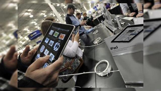<b>Apple testează deja iOS 6.0 pe următorul iPad?</b>Dacă ieri am aflat că următorul iPad s-ar putea numi iPad HD și nu iPad 3, astăzi se pare că avem informații despre iOS 6.0. Informațiile vin din logurile unor servere, care arata urme ale operării unor terminale cu rezoluții de 2048 x 1536...