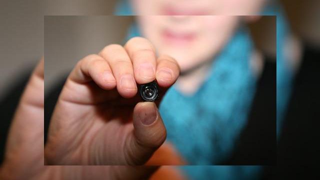 <b>Nokia 808 PureView - Carl Zeiss și tehnologia din spatele senzorului de 41 Megapixeli</b>Nokia a uimit la MWC cu senzorul de 41 Megapixeli și a reușit să primească și premiul de cel mai nou device din cadrul târgului desfășurat la Barcelona. Optica din spatele celor 41 Megapixeli este asigurată de către Carl Zeiss. &nbsp; Pe blogul...