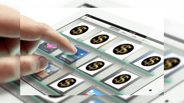 <b>Ce face Apple cu 100 de miliarde de dolari?</b>Apple are o conferință organizată astăzi, cu scopul de a-și anunța planurile de viitor cu privire la suma uriașă de 100 de miliarde de dolari, pe care o are la dispoziție acum. Există teorii că Apple ar intenționa să înceapă un buyback...