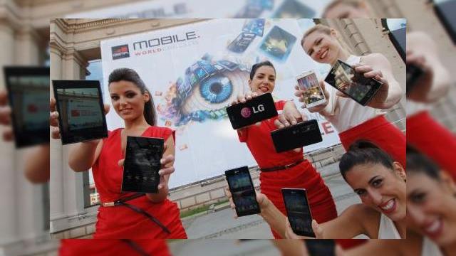 <b>TOP 7: Telefoane mobile pentru care merită să aștepți În 2012</b>2012 a început în forță pentru piața de telefonie mobilă. Au fost lansate o serie de telefoane de top, altele au fost doar prezentate la nivel oficial, altele sunt la etapa de zvon și stârnesc interes maxim. O să încerc a creiona un top ce nu se...