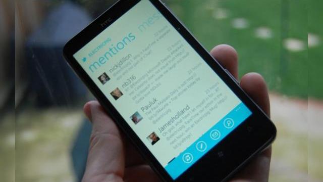 <b>Twitter dă În judecată pe cei care fac cel mai agresiv spam</b>Twitter a crescut de la an la an. Nici nu știu cum ar fi mai corect să-l consider - serviciu de microblogging sau rețea socială. Are câte ceva din fiecare. Dacă îl folosiți știți despre ce este vorba. Ei spun că au peste 140 de milioane de...