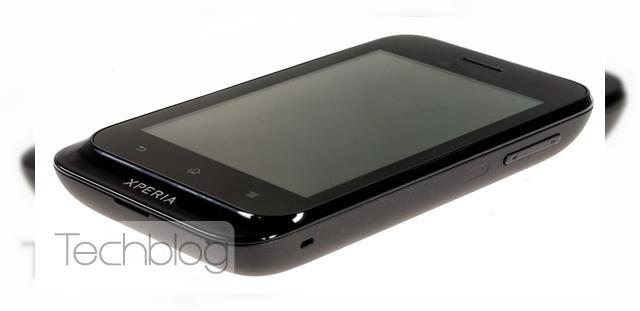 <b>Sony ST21i - primele imagini și specificații</b>Au apărut primele informații legate de un telefon ieftin cu Android 4.0.3 Ice Cream Sandwich dezvoltat de către Sony. Datele sunt neoficiale și provin de un blog tech din Grecia. Presupun că nu mai este mult până la un anunț neoficial. &nbsp; Sunt...