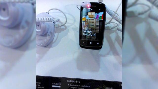 <b>Nokia Lumia 610 a debutat În Filipine</b>Cel mai ieftin telefon cu Windows Phone de la Microsoft a debutat în Filipine. Hardware-ul său este mai modest, dar se promite o experiență fără lag și asta mai ales că avem un Windows Phone mai lite.&nbsp; &nbsp; Presupun că Lumia 610 este...