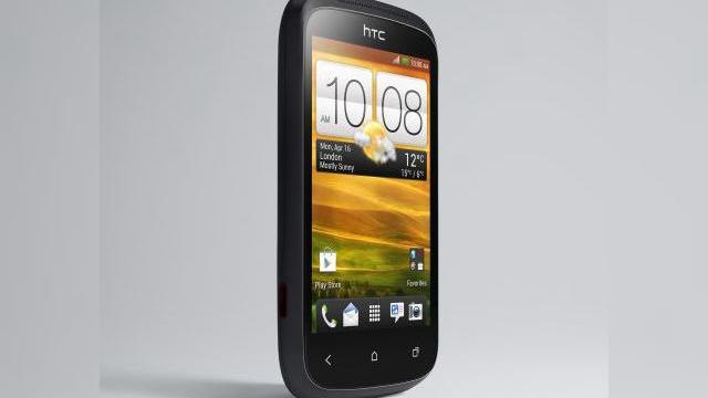 <b>HTC Desire C anunțat oficial! Disponibil În curând În România la preț de 200 de euro!</b>După numeroase speculații și scăpări pe web cu numele de cod HTC Golf sau Wildfire C, HTC Desire C a fost în sfârșit anunțat oficial de către producătorul său. Telefonul va fi disponibil începând cu această lună în țări selectate, iar...