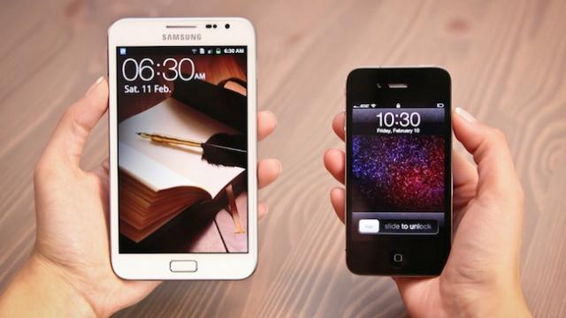 <b>Smartableturile ca Galaxy Note vor vinde sute de milioane de unități În următorii ani! 208 milioane conform experților!</b>Există numeroase voci care îl critică pe Samsung Galaxy Note pur și simplu pentru diagonala sa mare, de 5.3 inch, dar și foarte mulți fani care apreciază hardware-ul său și abordarea unică care combina smartphone-ul cu o mini tableta. Ei bine,...