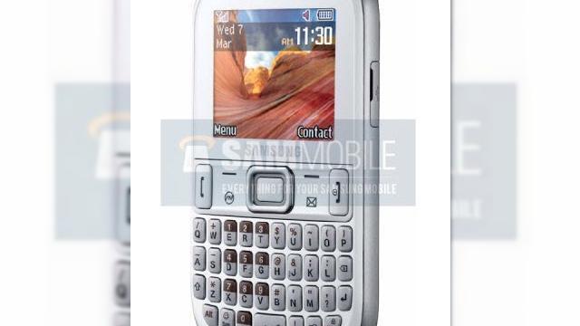 <b>Samsung E1260B - telefon ieftin cu tastatură qwerty debutează În Brazilia</b>Brazilia văd că devine o piață luată în seamă de cărte companiile de telefonie mobilă care aduc telefoane ieftine în premieră. Motorola a lansat un telefon triplu sim special pentru țara situată în America de Sud - MOTOKEY 3-CHIP. &nbsp;...