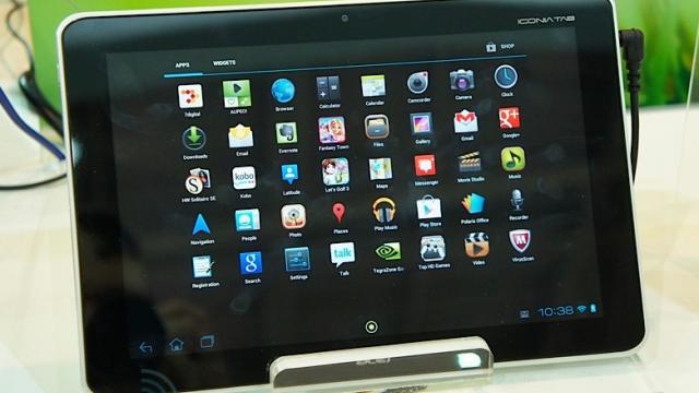 <b>Computex 2012: Acer Iconia Tab A210 și Acer Iconia Tab A110 expuse la standul Acer; A110 costa În jur de 200 de dolari!</b>Dacă sunteți în căutarea unei tablete quad core Tegra 3 cu preț scăzut, aflați că Acer are două oferte solide pentru voi. în vreme ce atenția publicului și presei s-a concentrat la Computex 2012 pe terminalele Windows 8, iată că și-au...