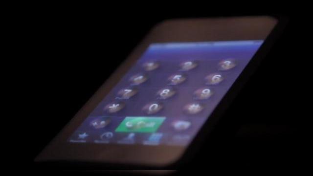 <b>Tactus, o tehnologie touchscreen care transforma experienta touch În experiența "feel" (Video)</b>Unul dintre regretele cele mai mari ale persoanelor care încă se adaptează greu la inputul touch este lipsa de feedback fizic primit de la display-urile touch. E drept că avem vibrații și sunete care să țină loc de feedback-ul real al butoanelor,...