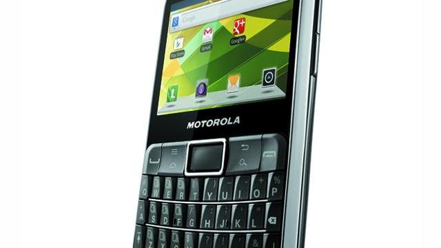 <b>Motorola Defy Pro - telefon rezistent la apă și praf + tastatură qwerty</b>Motorola a prezentat un alt telefon din seria Defy - telefoane semi-rugged care rezistă la apă și praf, nu la cele mai dure condiții, dar la cele uzuale. Ultimul adus este Defy Pro. A fost gândit pentru piețele emergente și debutul său se va face...